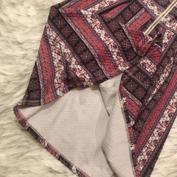 Xhilaration Black, Red, White Halter Striped Bohemian Boho Hippy Summer Dress - Picture 13 of 13